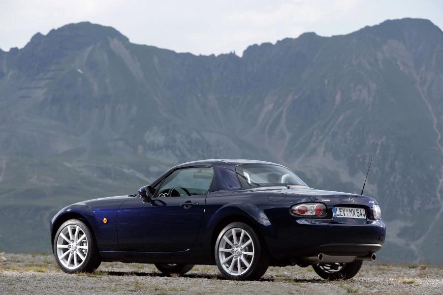  Mazda MX-5 Roadster Coupe 2006 года  (фото 162 из 212)
